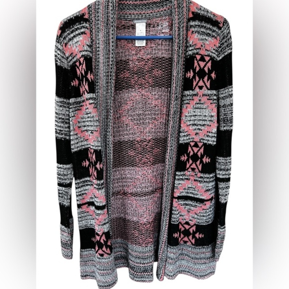 Charlotte Russe Black and Pink Geometric Cardigan